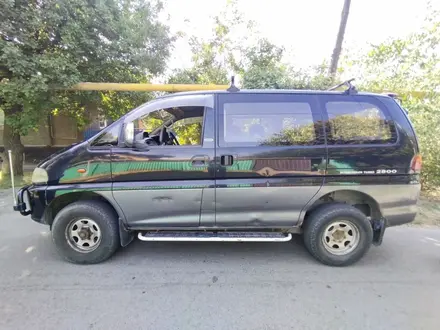 Mitsubishi Delica 1995 года за 3 200 000 тг. в Алматы