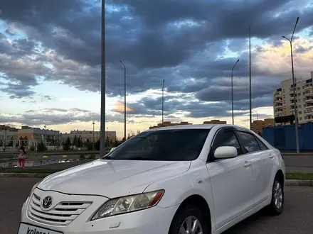 Toyota Camry 2007 года за 6 400 000 тг. в Семей