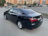 Toyota Camry 2015 года за 12 000 000 тг. в Актобе – фото 4