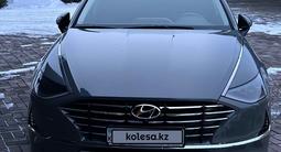 Hyundai Sonata 2021 года за 13 500 000 тг. в Алматы – фото 2