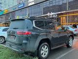 Toyota Land Cruiser 2023 года за 62 200 000 тг. в Астана – фото 3