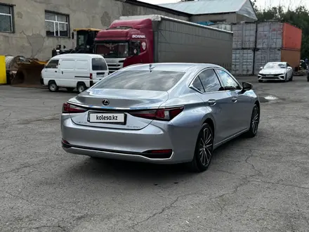 Lexus ES 250 2022 года за 21 500 000 тг. в Астана – фото 8