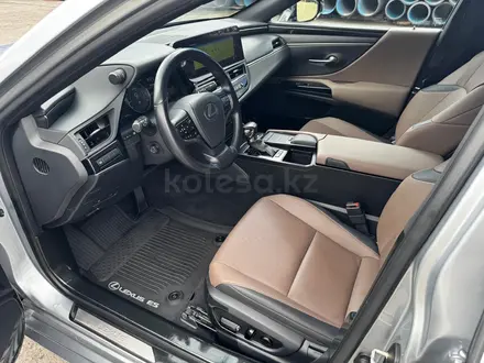 Lexus ES 250 2022 года за 21 500 000 тг. в Астана – фото 9