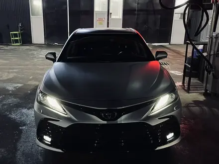 Toyota Camry 2023 года за 21 000 000 тг. в Алматы – фото 14