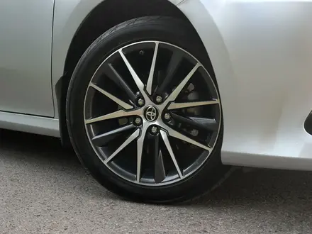 Toyota Camry 2023 года за 21 000 000 тг. в Алматы – фото 20