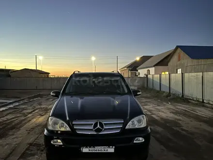 Mercedes-Benz ML 350 2005 года за 4 900 000 тг. в Атырау – фото 2