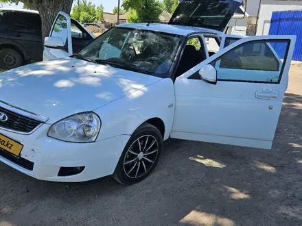 ВАЗ (Lada) Priora 2172 2014 года за 2 400 000 тг. в Уральск – фото 2
