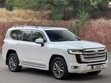 Toyota Land Cruiser 2021 года за 52 000 000 тг. в Алматы – фото 2