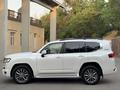Toyota Land Cruiser 2021 годаүшін52 000 000 тг. в Алматы – фото 11