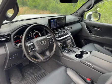 Toyota Land Cruiser 2021 года за 52 000 000 тг. в Алматы – фото 17