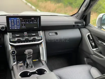 Toyota Land Cruiser 2021 года за 52 000 000 тг. в Алматы – фото 23