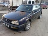 Volkswagen Golf 1994 года за 1 350 000 тг. в Актобе