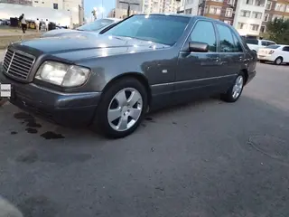 Mercedes-Benz S 320