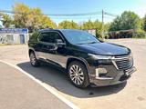 Chevrolet Traverse 2023 года за 20 520 000 тг. в Алматы – фото 2