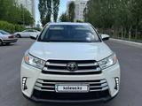 Toyota Highlander 2017 года за 14 000 000 тг. в Шымкент