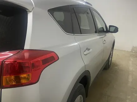 Toyota RAV4 2013 года за 6 700 000 тг. в Актобе – фото 2