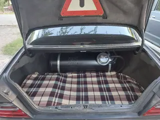 Mercedes-Benz E 280