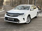 Toyota Camry 2015 годаfor11 650 000 тг. в Алматы
