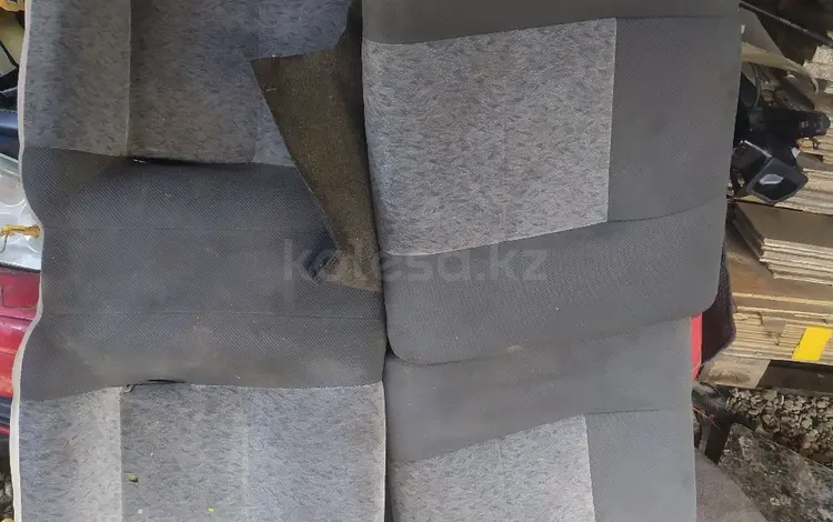Сиденья задниеүшін10 000 тг. в Алматы