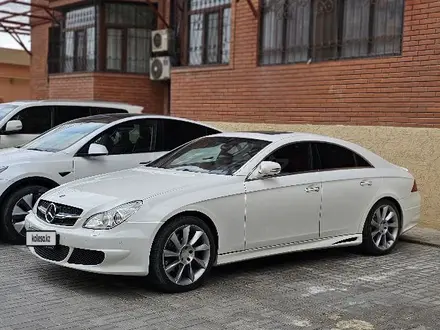 Mercedes-Benz CLS 500 2005 года за 9 950 000 тг. в Актау – фото 13