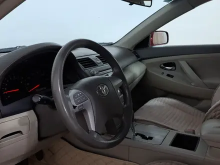 Toyota Camry 2006 года за 3 490 000 тг. в Астана – фото 12