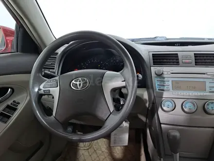 Toyota Camry 2006 года за 3 490 000 тг. в Астана – фото 17