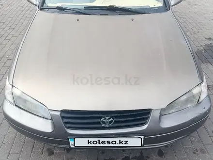 Toyota Camry 1996 года за 2 200 000 тг. в Тараз – фото 5