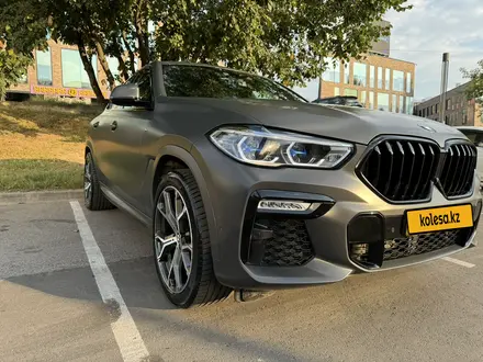 BMW X6 2021 года за 39 000 000 тг. в Алматы – фото 4