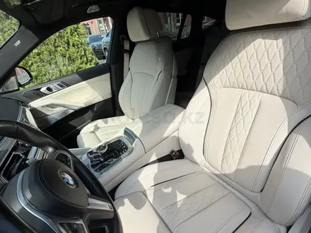 BMW X6 2021 года за 39 000 000 тг. в Алматы – фото 8