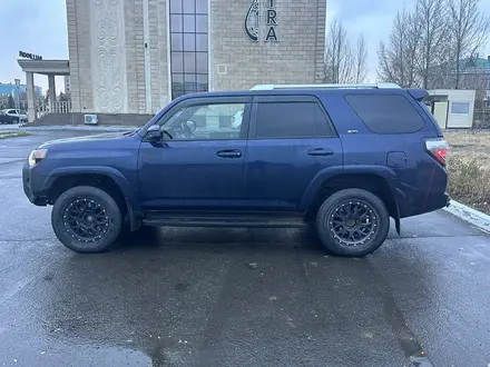 Toyota 4Runner 2013 года за 16 500 000 тг. в Уральск