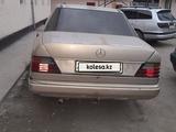 Mercedes-Benz E 230 1989 годаүшін800 000 тг. в Алматы – фото 2