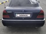 Mercedes-Benz C 220 1995 годаүшін1 700 000 тг. в Актобе – фото 4