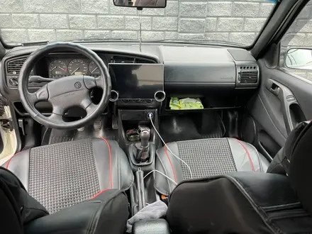 Volkswagen Passat 1995 года за 1 750 000 тг. в Алматы – фото 10