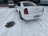 Chrysler 300C 2006 года за 4 200 000 тг. в Алматы – фото 5