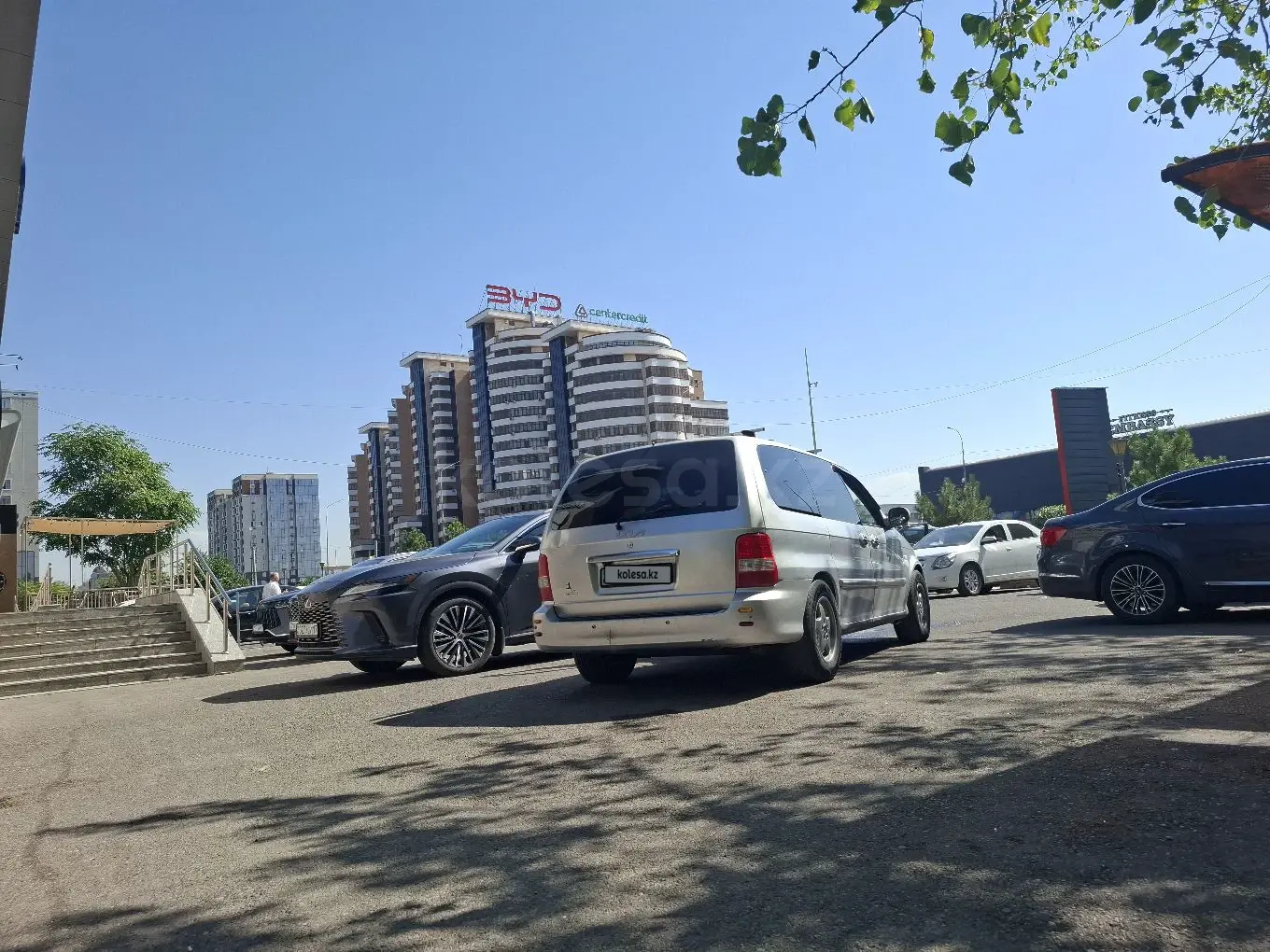 Kia Carnival, 2005