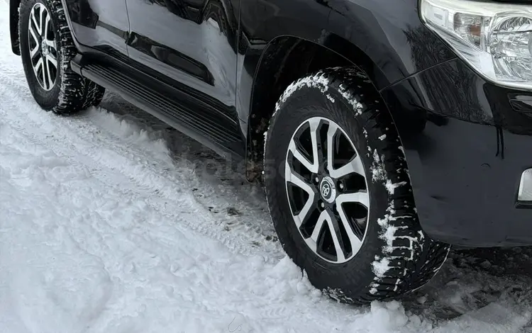 Toyota Land Cruiser 2011 годаүшін18 500 000 тг. в Усть-Каменогорск