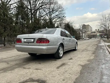 Mercedes-Benz E 280 1999 года за 3 100 000 тг. в Алматы – фото 8