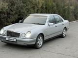 Mercedes-Benz E 280 1996 годаүшін2 800 000 тг. в Тараз