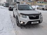 Hyundai Santa Fe 2010 года за 9 000 000 тг. в Астана – фото 2