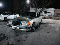 Mercedes-Benz E 230 1990 года за 2 000 000 тг. в Тараз