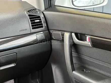 Chevrolet Captiva 2014 года за 7 850 000 тг. в Актобе – фото 6