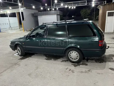 Volkswagen Passat 1995 года за 1 800 000 тг. в Шымкент – фото 3