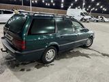 Volkswagen Passat 1995 годаүшін1 800 000 тг. в Шымкент – фото 2