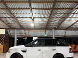 Land Rover Range Rover Sport 2012 года за 13 000 000 тг. в Алматы – фото 2