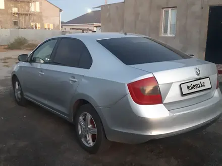 Skoda Rapid 2013 года за 4 000 000 тг. в Атырау – фото 4