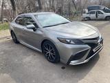 Toyota Camry 2022 года за 13 000 000 тг. в Алматы – фото 3