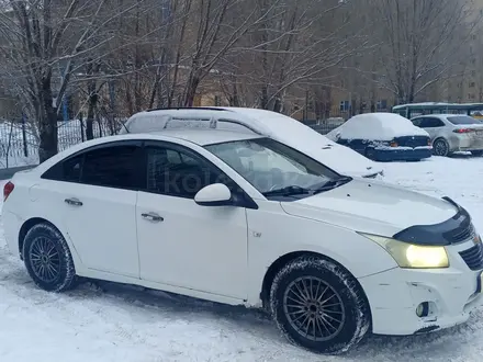 Chevrolet Cruze 2013 года за 2 000 000 тг. в Астана – фото 8