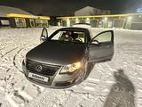 Volkswagen Passat 2006 года за 3 700 000 тг. в Костанай – фото 3