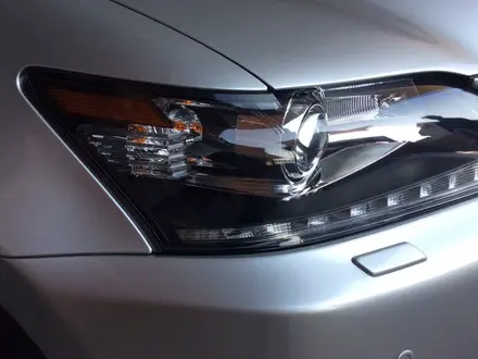 Стекло Фары Lexus GS L10 за 30 000 тг. в Астана – фото 4