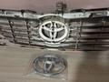 Решетка радиатора — Toyota Camry 50 2012 — Euro за 17 000 тг. в Алматы – фото 6